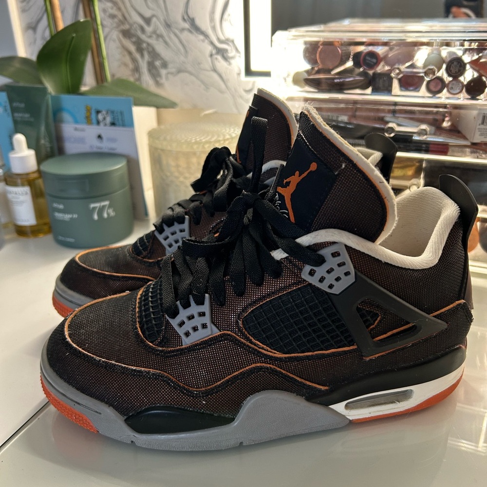 Jordan 4 Starfish size 6.5 women’s